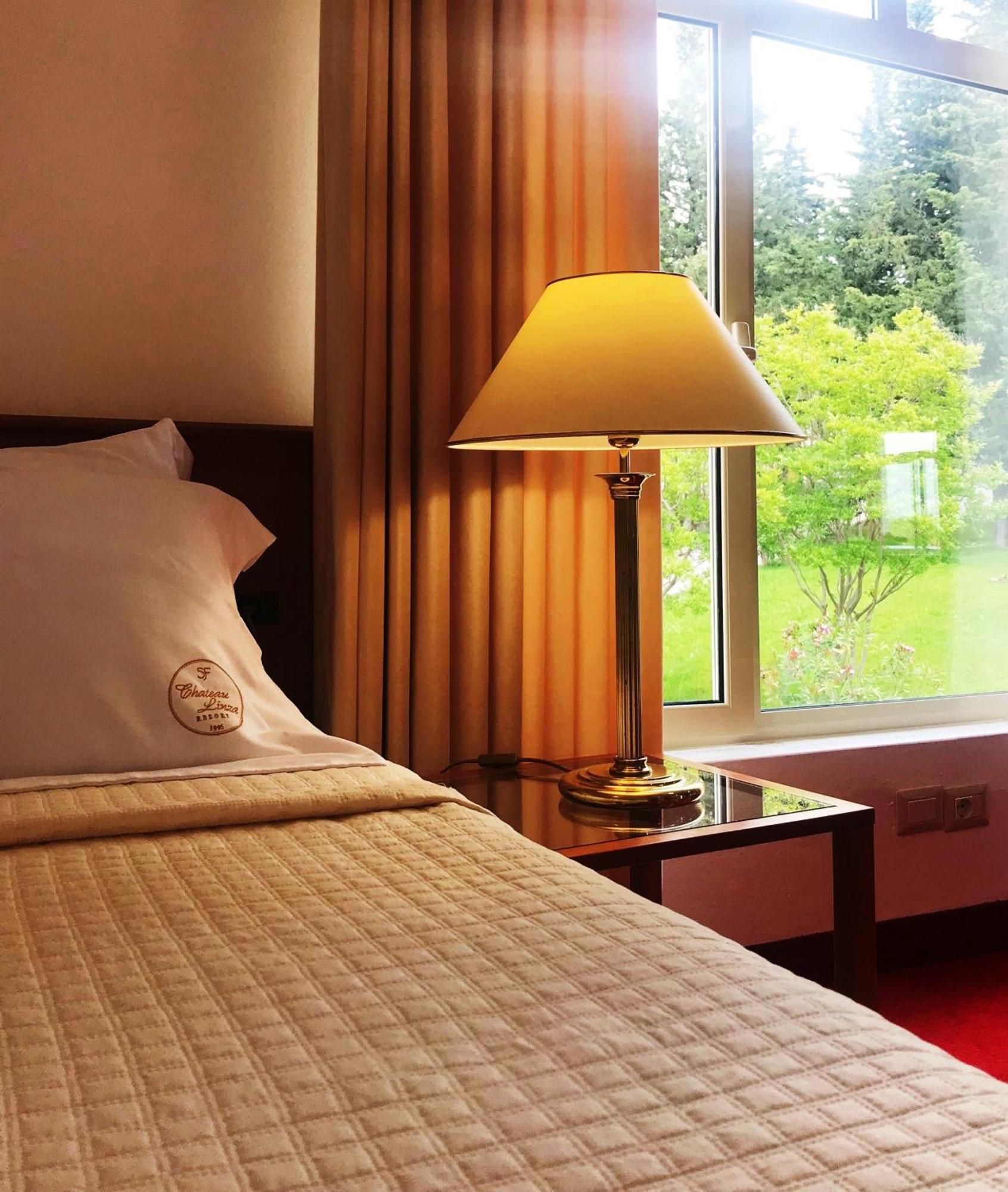 Chateau Linza Resort ティラナ エクステリア 写真