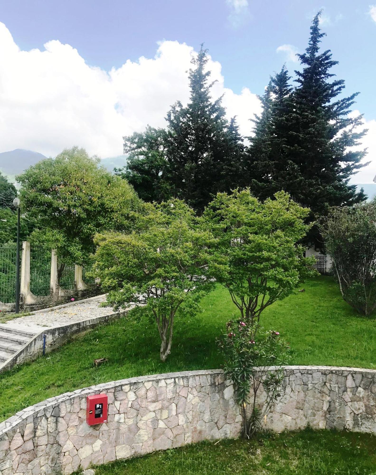 Chateau Linza Resort ティラナ エクステリア 写真