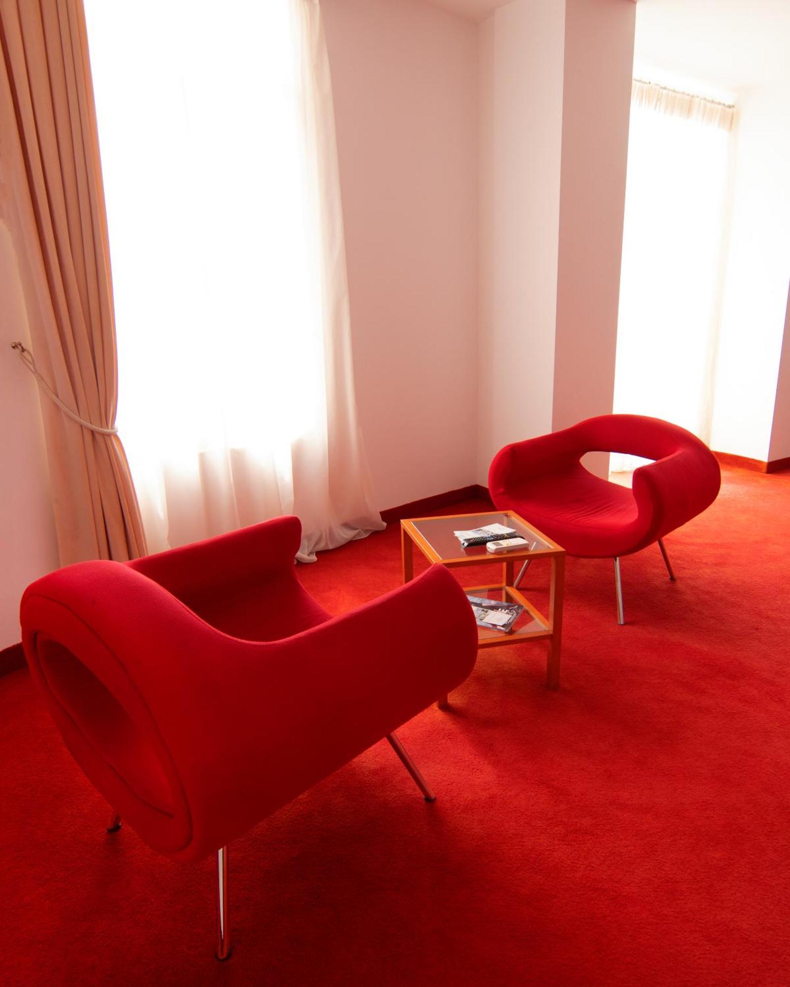Chateau Linza Resort ティラナ エクステリア 写真
